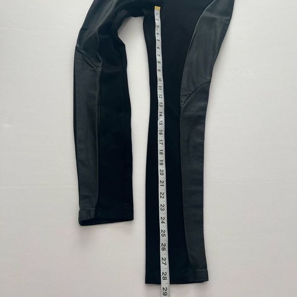 Trina Turk Black Gray Colorblock Mid Rise Leather‎ Side Panel Leggings Size 4 - Picture 12 of 13